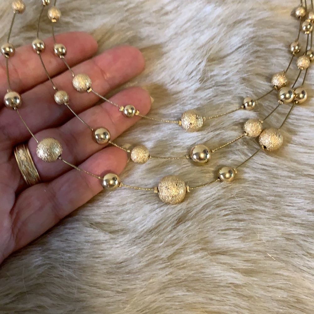 EUC necklace and earring set - Picture 3 of 4